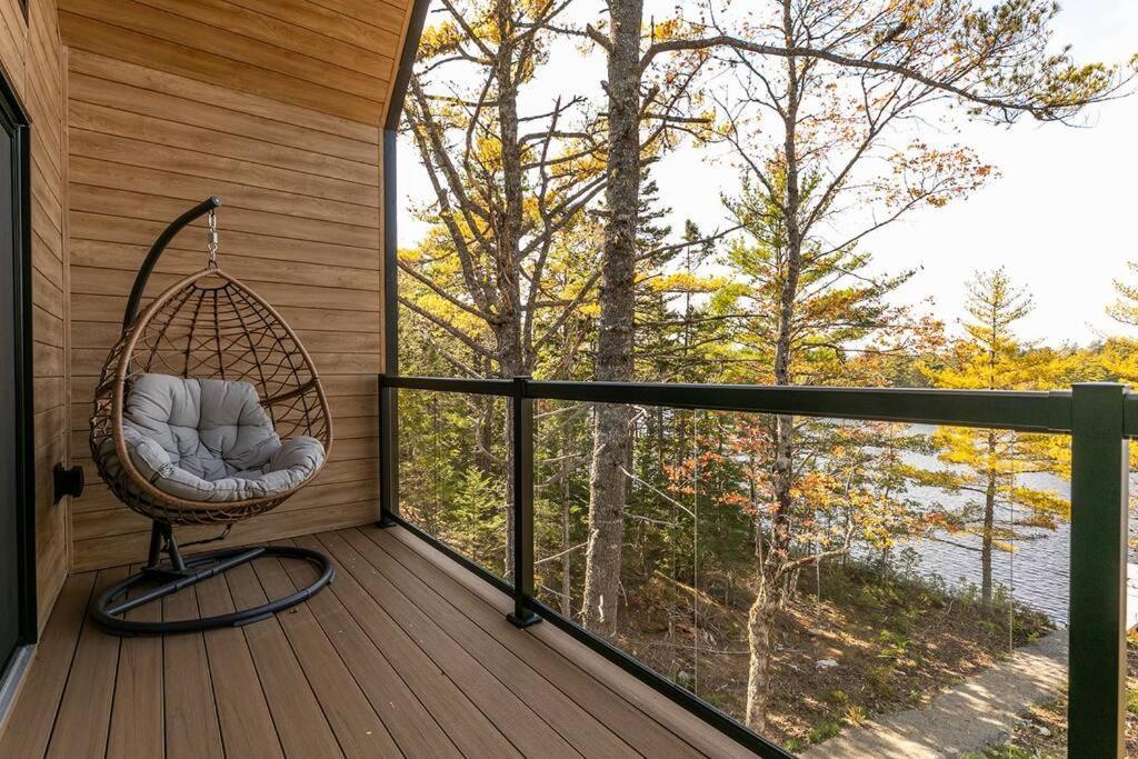 Numinous Cottage Long Lake Oasis Centre Rawdon Kültér fotó